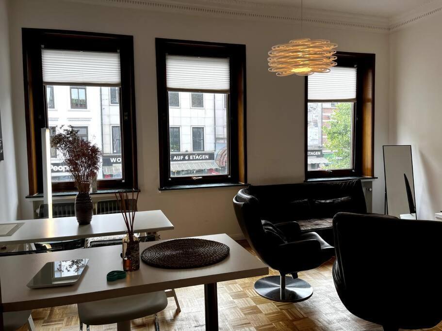 Exklusive Wohnung Mitten Im Schoensten Viertel Brema Exterior foto